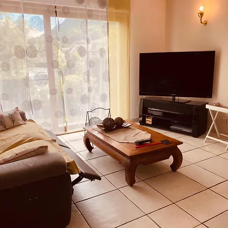 Сasa de vacaciones Grande Maison Avec Jardin *
