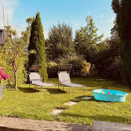 Grande Maison Avec Jardin